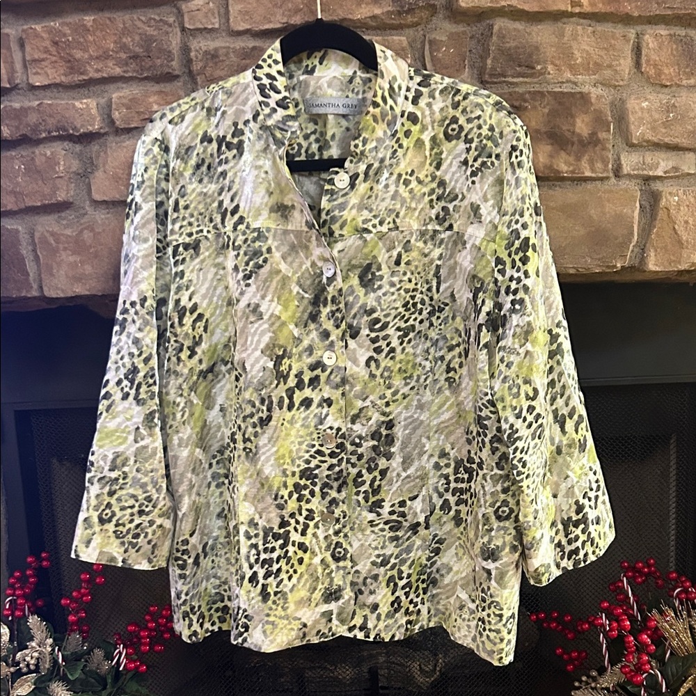Samantha Grey green, silver, black Animal Print Button-Up Blouse
